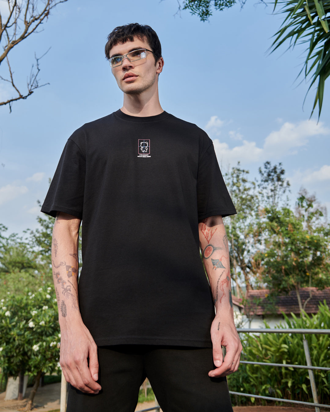 Men's Black The View Graphic Printed Oversized T-shirt