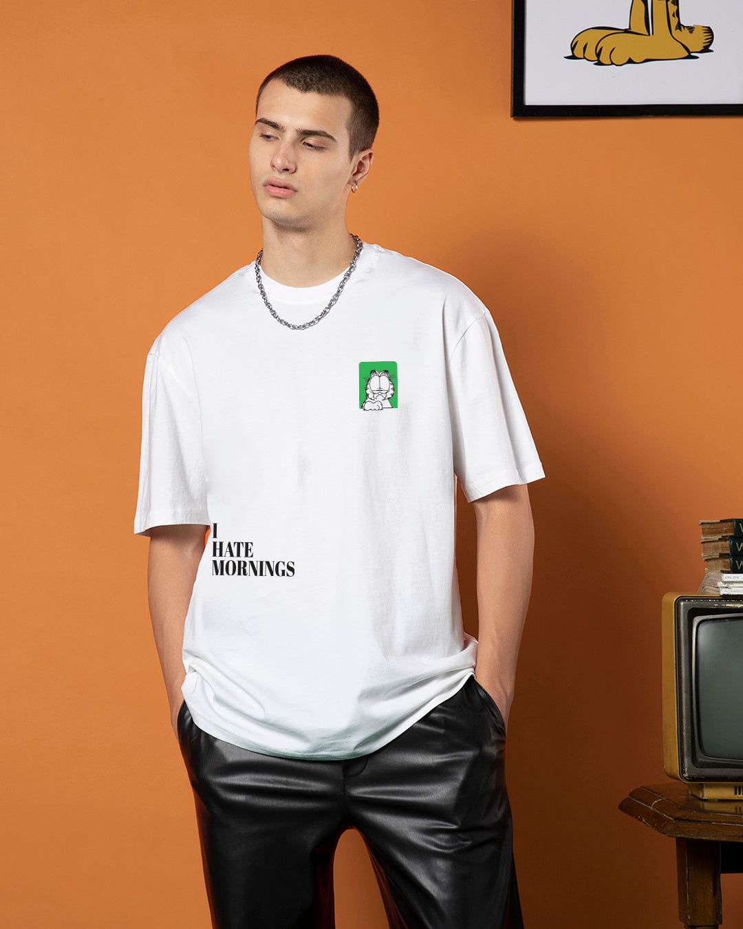 Men's White Garfield Hates Mornings Graphic Printed Oversized T-shirt