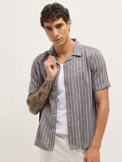 Men Relaxed Fit Vertical Striped Cuban Collar Linen Casual Shirt