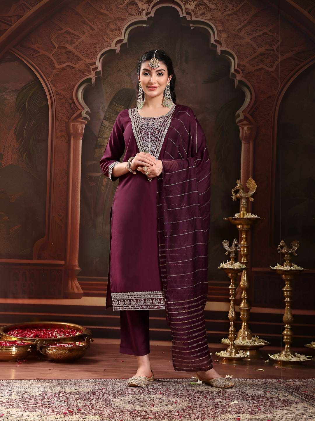 Ethnic Motifs Embroidered Thread Work Straight Kurta With Trousers & Dupatta