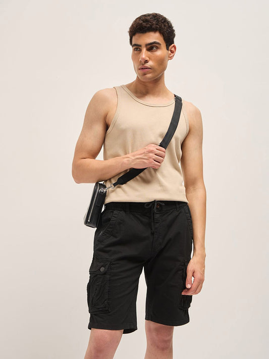 Men Cotton Solid Knee Length Cargo Shorts