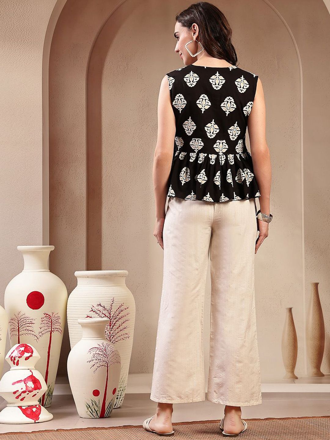 Floral Printed V-Neck Top With Trousers