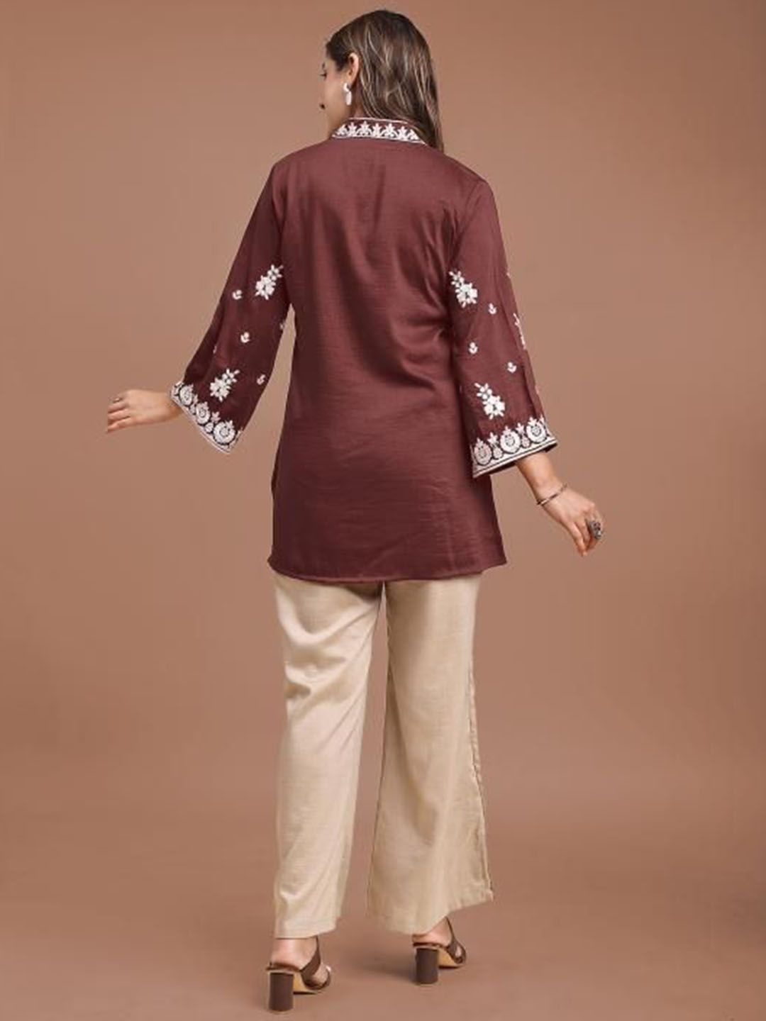 Embroidered Mandarin Collar Tunic With Trousers Co-Ords Set