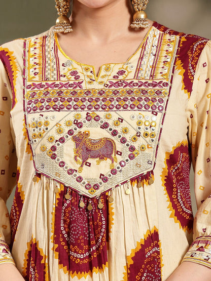 Women Bandhani Printed Thread Work Pure Cotton Kurta with Trousers & With Dupatta