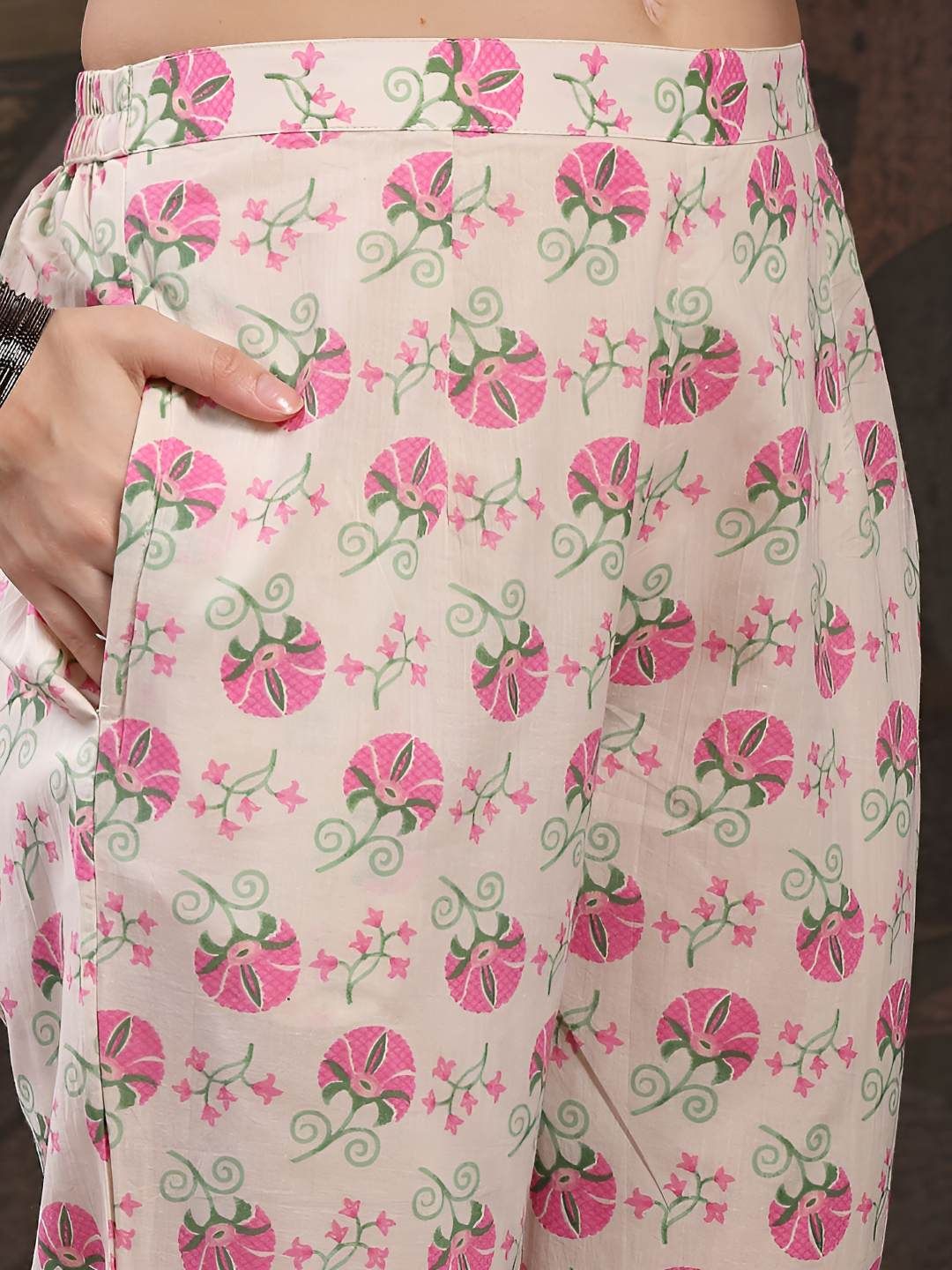 Floral Printed Straight Pure Cotton Kurta With Trousers & Dupatta