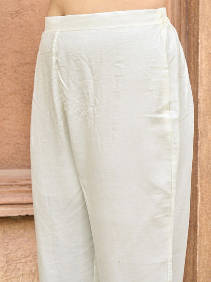 Floral Embroidered Thread Work Straight Kurta With Trousers & Dupatta