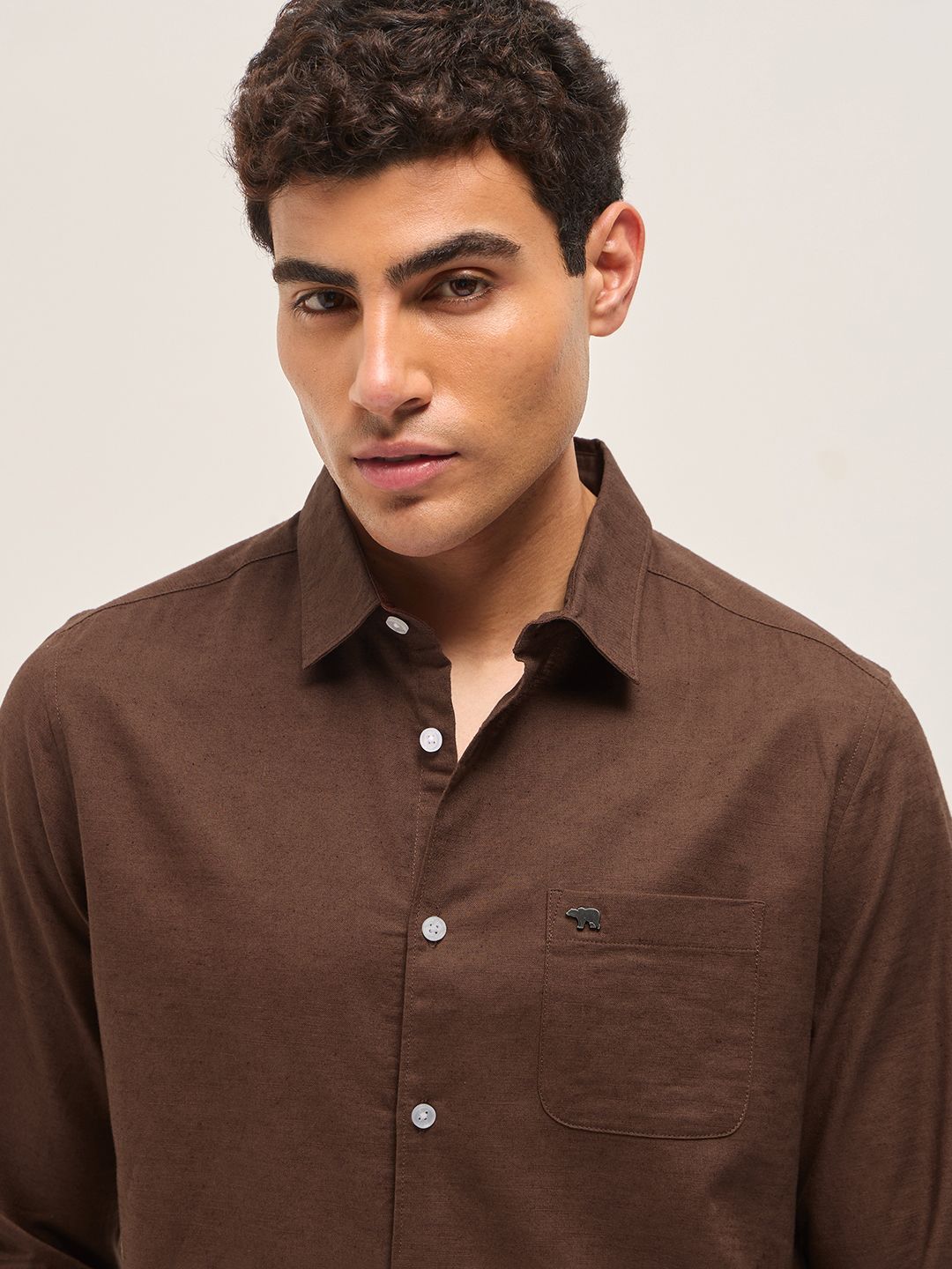 Men Slim Fit Solid Spread Collar Casual Cotton Linen Shirt